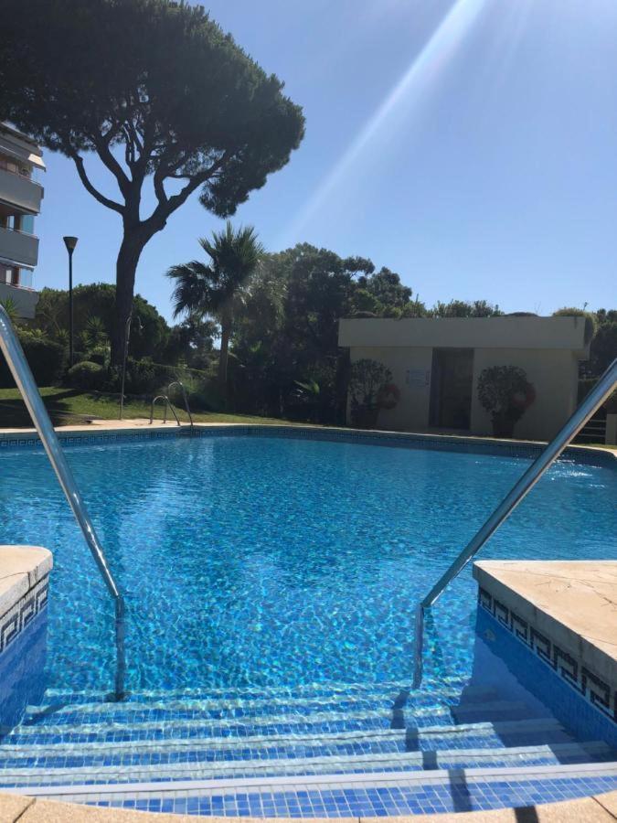 Ansa Beach Apartment - Cabopino, Marbella - Garden Level Eksteriør bilde